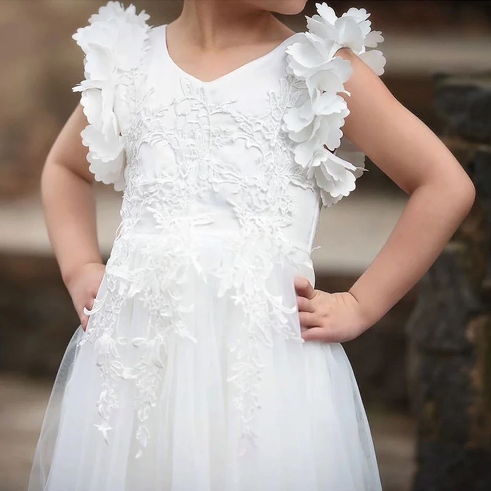 Trish Scully Bianca Gown 6 months to 12 months White Holiday Christmas occasion - Picture 3 of 11